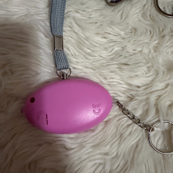 Leopard Print safety Keychain Set - Picture 5 of 6